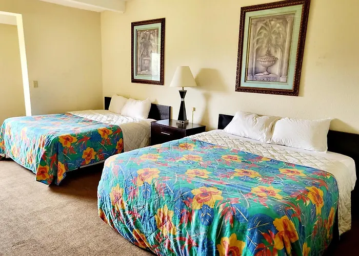 Metro Inn & Suites
